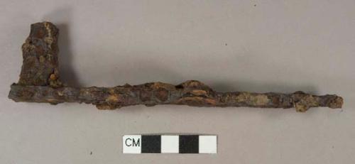 Ferrous metal handle fragment