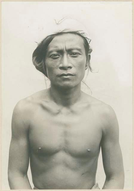 Tinguian man, showing typical dress