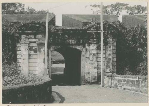 Entrance to Royal Gate