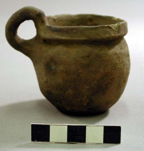 Plain pottery cup