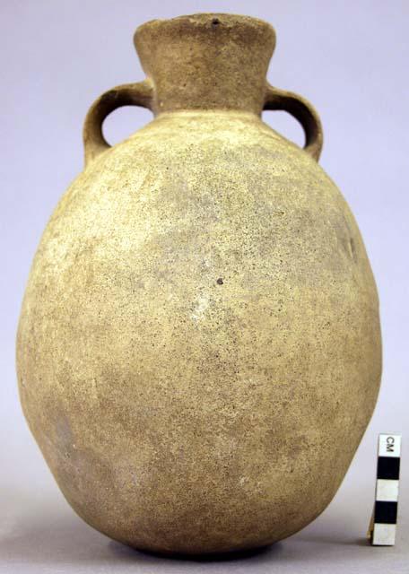 Pottery vessel