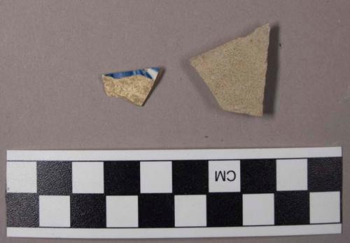 1 stoneware sherd, 1 earthenware sherd