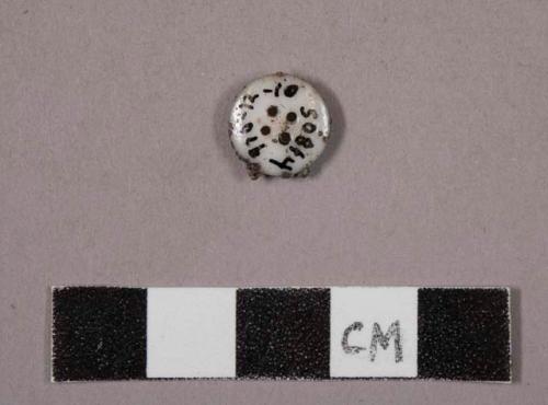 Button; 43 stone fragments; 12 quartz and limestone; 5 glazed sherds; 2 pcs glas