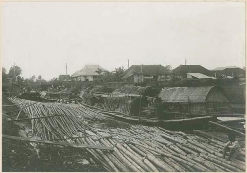 Bamboo rafts and cascoes in estero