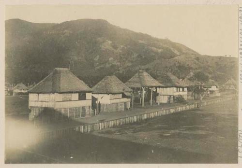 Visayan houses at San Fernando, Sibuyan