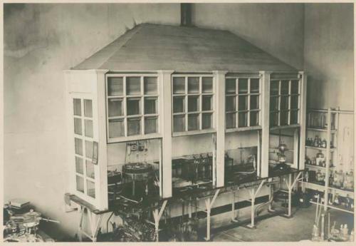 Laboratory fume hood, Bureau of Laboratories