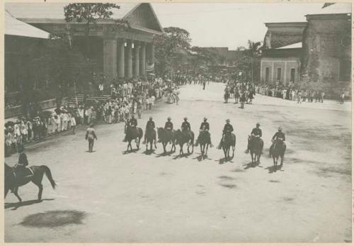 Mounted police, procession escorting Governor Taft