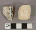 White undecorated kaolin pipe bowl fragments