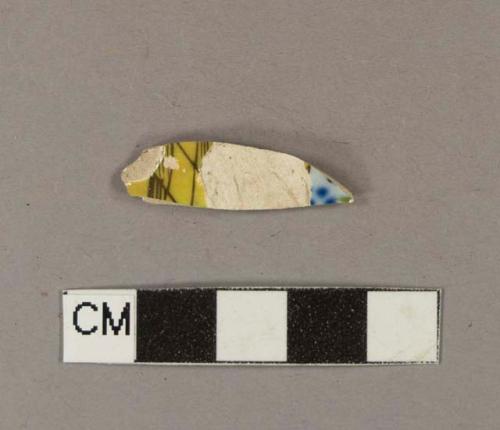 Polychrome hand painted pearlware body sherd