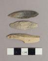 4 flint "flechettes" (2); shouldered points (2) (broken)