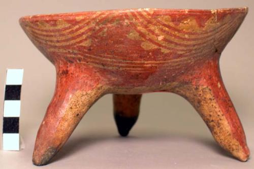 Tripod bowl with painted decoration