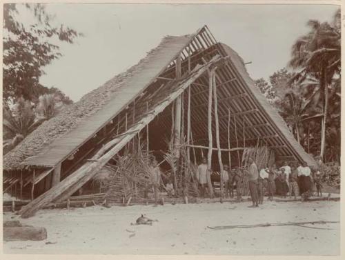 Canoe house at Kombe