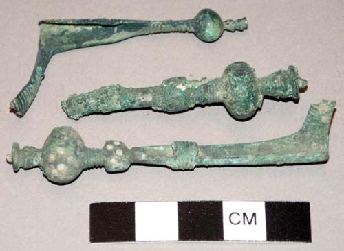 Bronze fibula fragements