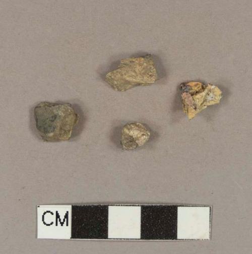 Clinker fragments