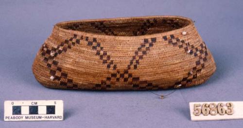 Basket, tsai weave