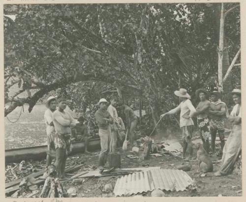 Moreans preparing dinner