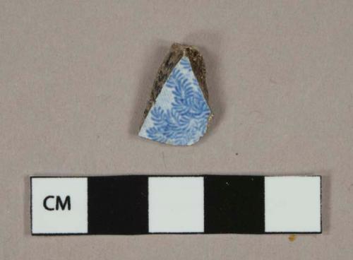 Blue on white transferprinted earthenware vessel body fragment, white paste, lead glazed