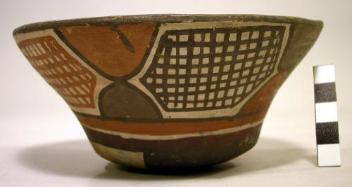 Bowl painted with geometric motifs