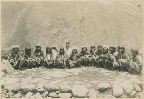 Group of Igorot women