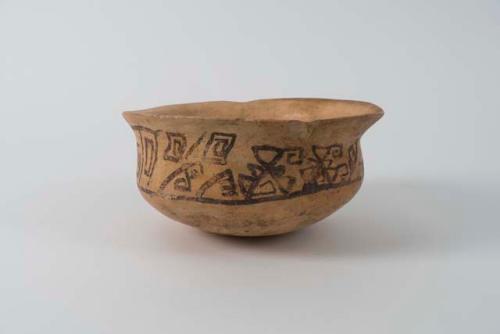 San Bernardo polychrome pottery bowl