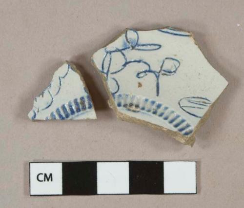 White salt glazed stoneware vessel base fragments, scratch-blue decoration, gray paste