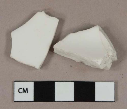 White undecorated lead glazed porcelain vessel body fragments, white paste with visible temper