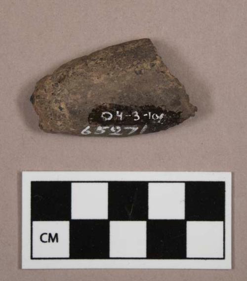 Sherds or pipe stem