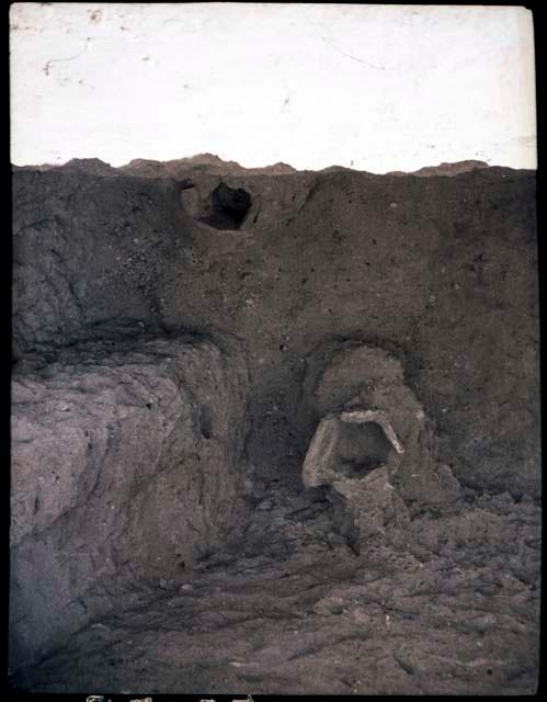 Trench I, "coal stoves in central plaza"