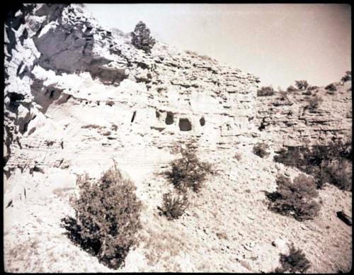 Cave sites, south side of Jeddito valley