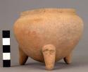 Medium-sized wide-mouthed tripod pottery jar - Armadillo ware