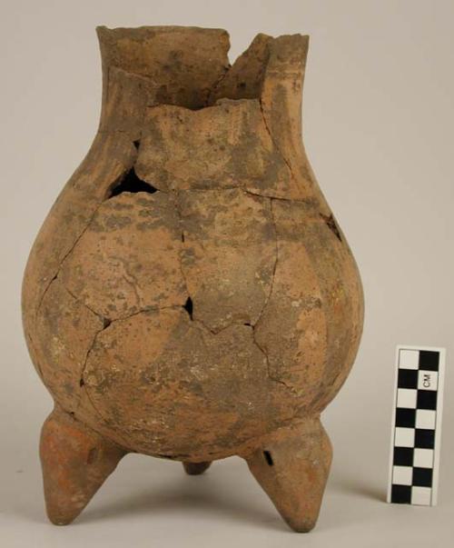 Jicote polychrome tripod jar with rattle legs