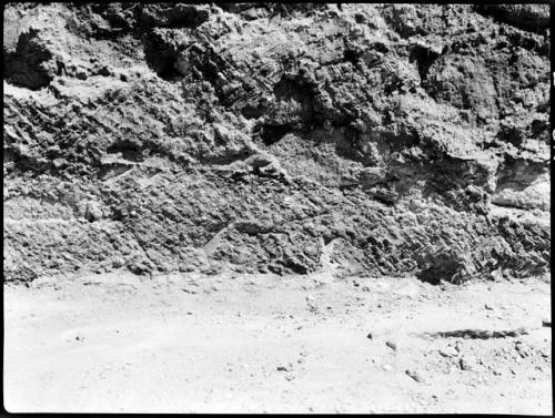 Kiva, Test 19, room 3, close-up of matting imprint on adobe of east wall above bench.