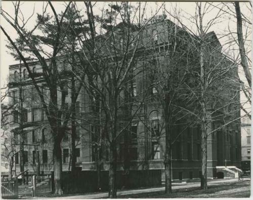 Peabody Museum side exterior, with first addition at left