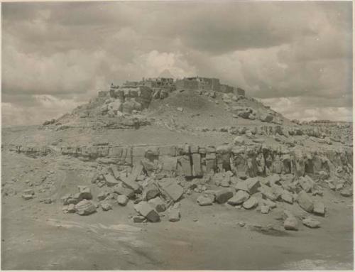 View of Hopi village of Shungopav from Mishangnovi