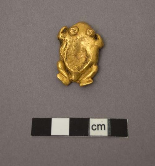 Frog pendant (effigy), tumbaga