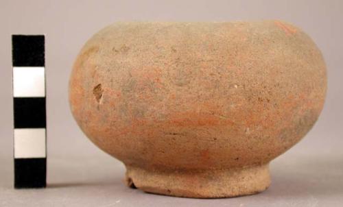 Small earthen jar, with base