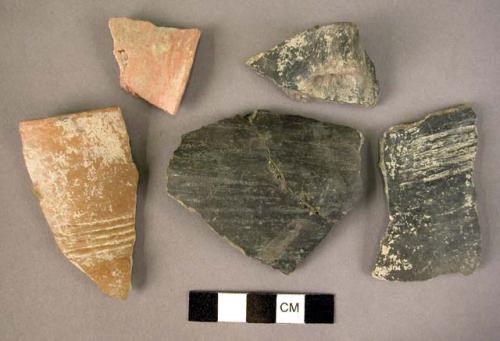 Pottery cup fragments