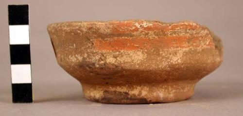 Painted earthen dish, with base