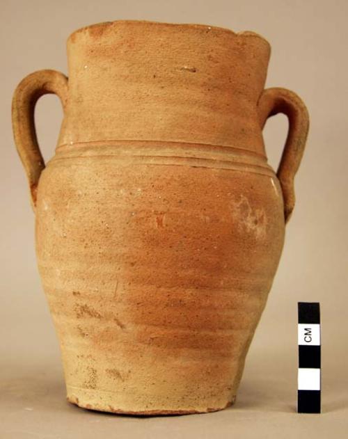 Vase, common modern pottery