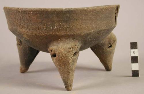 Polychrome pottery tripod bowl