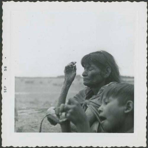 Photograph album, Yaruro fieldwork, p. 47, photo 5, Yaruro woman