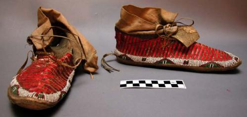 Pair of woman's moccasins - quill and bead decoration, cloth band around top