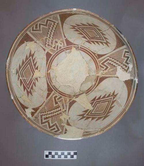 Bowl with geometric design