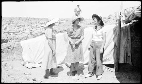 Hattie, Madeleine Amsden, Evelyn - wearing hats.