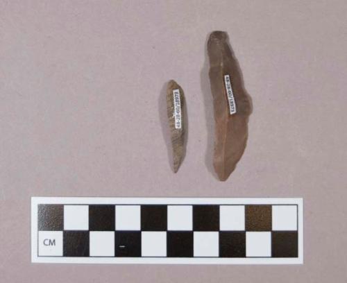 Flint blades; brown and gray-colored stone