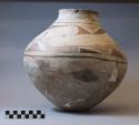 Olla with geometric design