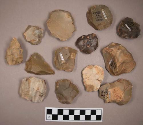 Flint cores, including tan, brown, grey and cream colored stone, some contain cortex