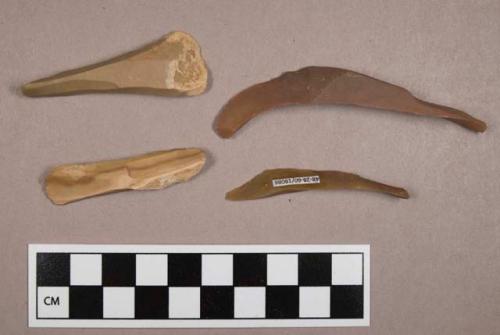 Flint blades, including tan, brown and rust colored stone, some contain cortex