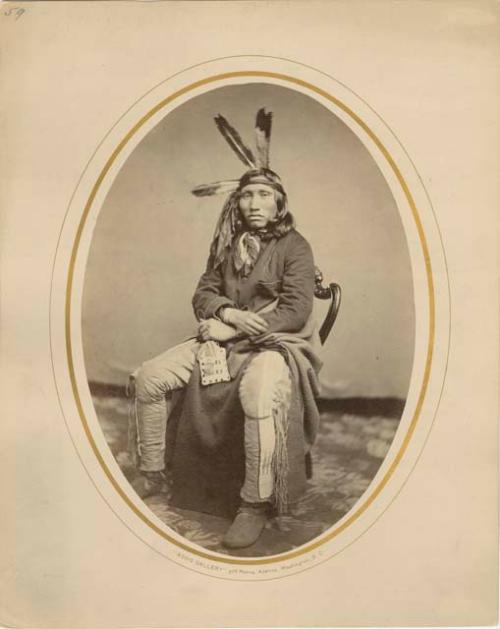 Portrait of A-ha-ka ma-ni; Dakota Yankton