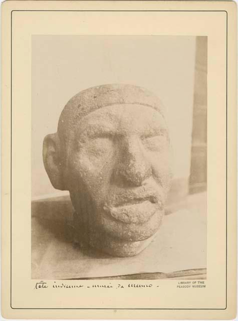 Stone Head, Musee de Mexico